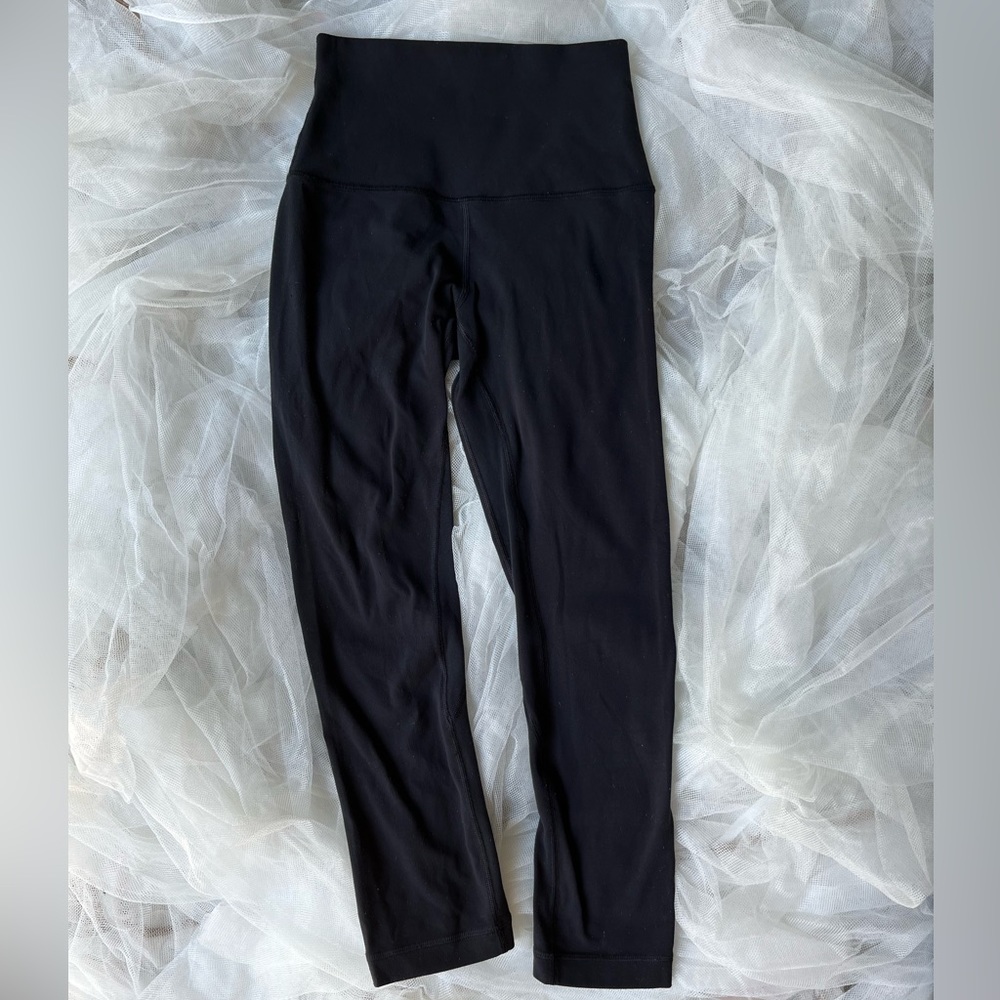 Align Tights crop in black